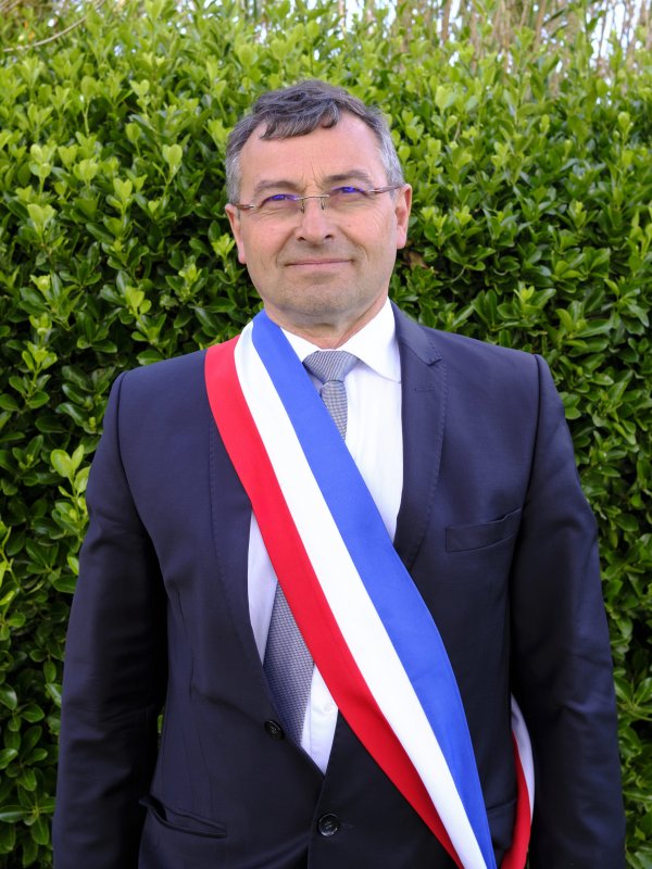 M. Patrick GUEN 